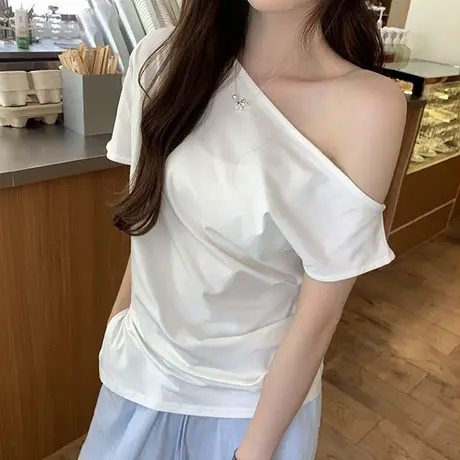 ins超火斜领露肩短袖T恤女夏季修身韩版打底衫不规则下摆半袖上衣商品大图