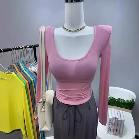 软绵绵~彩虹色紧身性感露锁骨U领长袖t恤女早秋薄款透视垫肩上衣图片