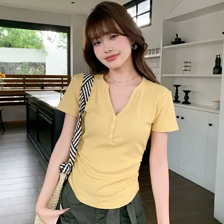 尔给夏季半开领显瘦收腰T恤女修身设计感纯欲正肩百搭针织上衣商品大图