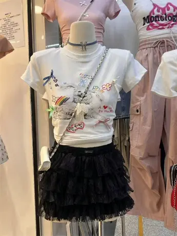 2024夏季新款狗狗印花立体蝴蝶结短袖T恤女修身时尚百搭短款上衣商品大图