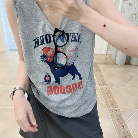 减龄卡通印花背心女休闲街头风夏季麻感棉不闷汗舒适百搭无袖上衣商品大图