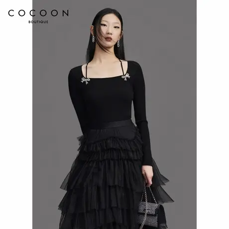 可可尼COCOON商场同款2024秋冬新款挂脖蝴蝶结胸章黑色针织衫女商品大图