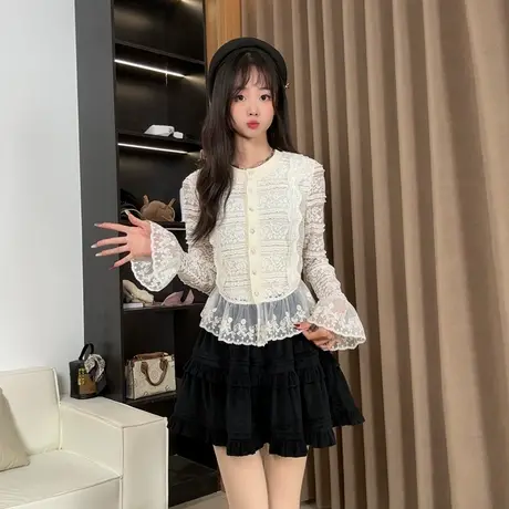 精致镂空蕾丝花边衬衫女春季新款设计感休闲宽松显瘦喇叭袖上衣商品大图
