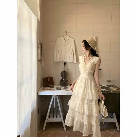 韩语琳 7/08 法式V领杏色长款蛋糕裙女2025新款重工蓬蓬连衣裙商品大图