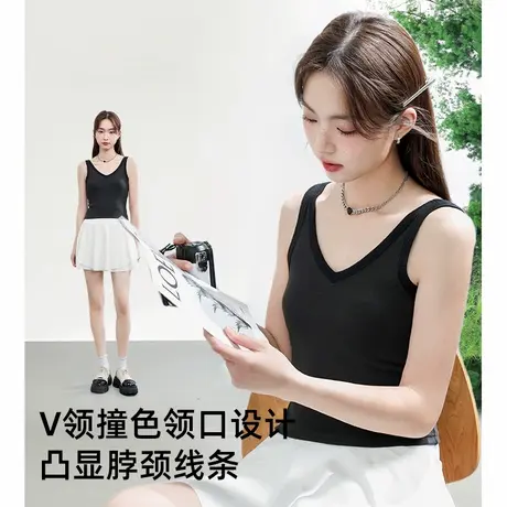 KWV真维斯v领吊带背心女夏2025设计感撞色修身针织打底带胸垫上衣商品大图
