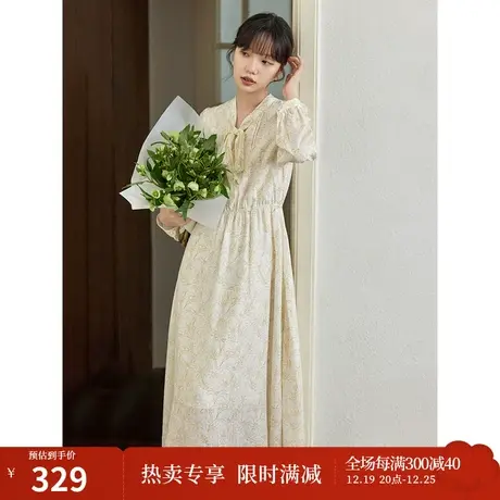 茵曼优雅印花连衣裙2023秋女装新款系带V领橡筋腰镂空花边中长裙图片