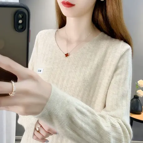 软糯女士毛衣秋装女2023年新款V领长袖女贴布针织宽松纯色打底衫图片