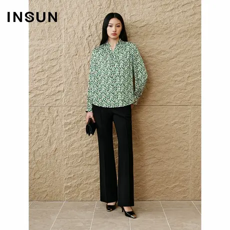 INSUN恩裳专选2025春季时尚双排扣V领印花衬衫商品大图