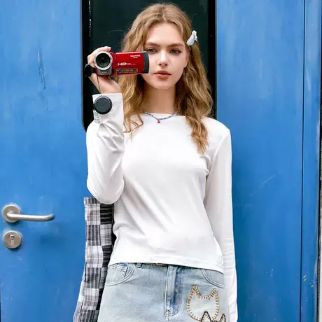 a02纯色修身显瘦舒适面料内搭字母标打底衫2025春季休闲女式T恤图片