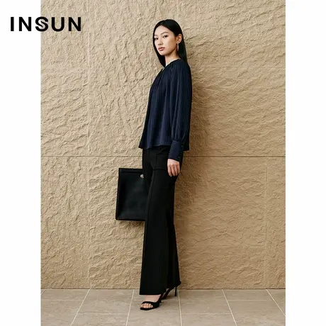 INSUN恩裳专选2025春季时尚暗纹V领压褶衬衫商品大图