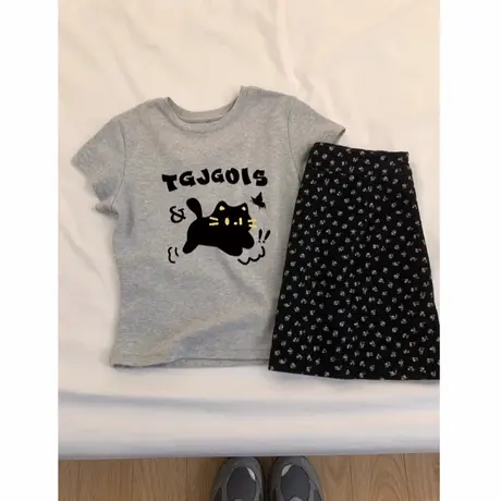 高级感正肩卡通猫咪灰色短袖女2025新款夏季修身显瘦短款可爱上衣商品大图