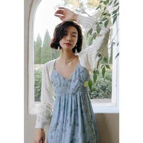 弥古白色针织开衫女春秋短款小坎肩外搭罩衫夏季吊带裙小披肩上衣图片