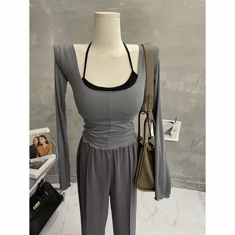 韩系纯欲~性感挂脖胸垫吊带长袖T恤两件套拼色上衣紧身打底衫内搭图片