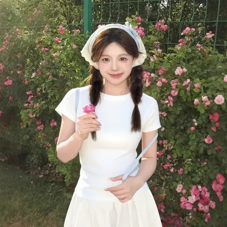 回力白色正肩短袖t恤女夏2025新款修身显瘦短款抽褶设计感上衣Z1图片