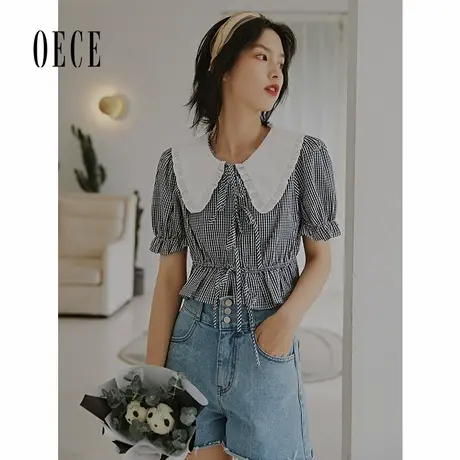 Oece夏装新款女装 可爱冒泡文艺减龄娃娃领泡泡袖细格纹上衣图片