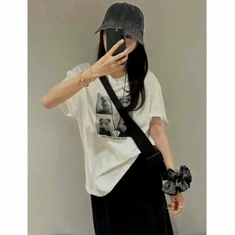 2025新款夏季欧货减龄时尚女卡通印花短袖t恤白色简约圆领上衣ins商品大图