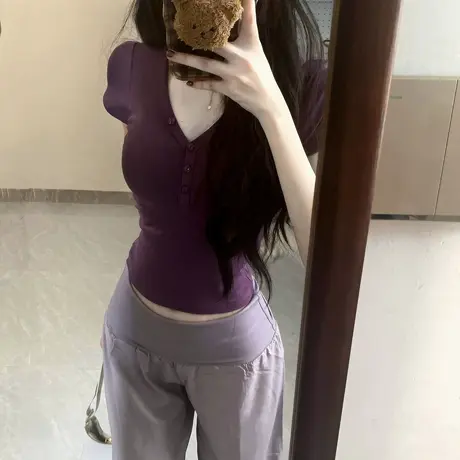 纽扣V领正肩短袖T恤女夏季韩版修身设计感小众辣妹短款收腰上衣潮商品大图