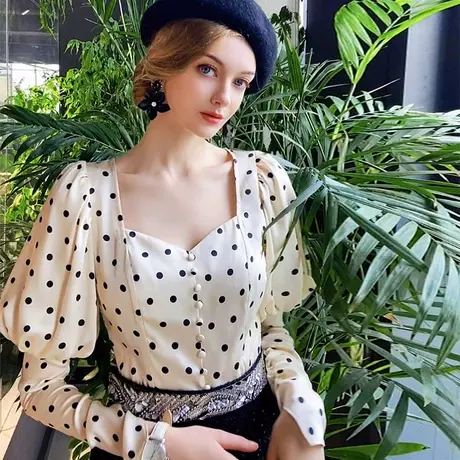 粉红大布娃娃新款复古时尚波点衬衫女ins风方领长袖上衣2022初春商品大图