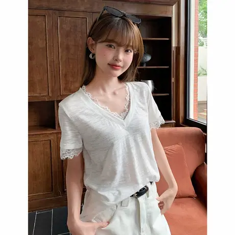 尔给T恤夏季薄款蕾丝拼接短袖T恤显瘦宽松百搭休闲V领上衣女图片