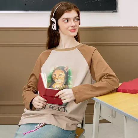 a02美式插肩拼接设计感盐系女式T恤2025春季个性印花休闲长袖图片