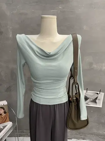 纯欲辣妹～气质荡领长袖T恤女褶皱不规则露肩上衣设计感修身上衣图片