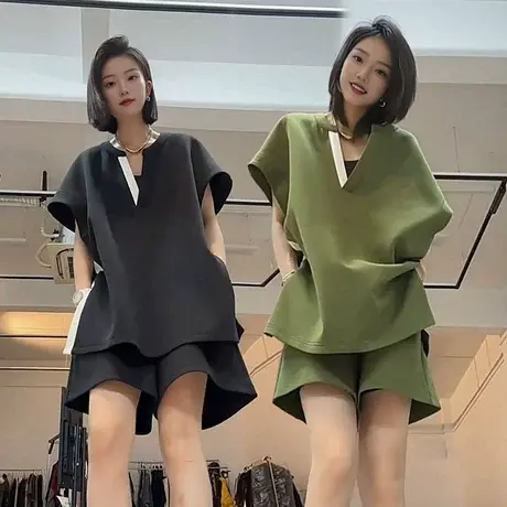 欧货休闲运动套装女2025新款夏季时尚洋气减龄宽松v领短袖两件套商品大图