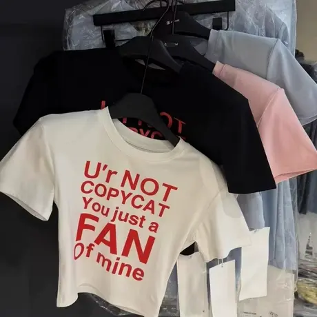 韩国东大门2025夏季新款修身显瘦圆领字母印花短款垫肩短袖T恤女商品大图