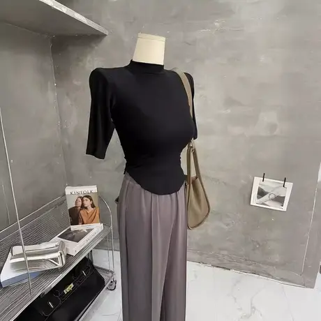 显胸大～半高领微透短袖T恤打底衫修身弹力纯色内搭圆弧上衣新款图片