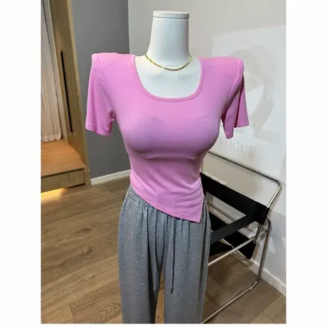 赢麻了～ 垫肩方领开叉短袖T恤修身不规则下摆上衣夏季新款图片