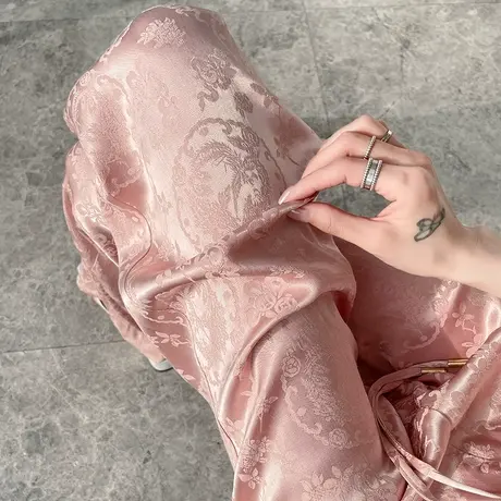 新中式提花醋酸阔腿裤女春夏薄款高腰垂感粉色锻面窄版冰丝直筒裤商品大图