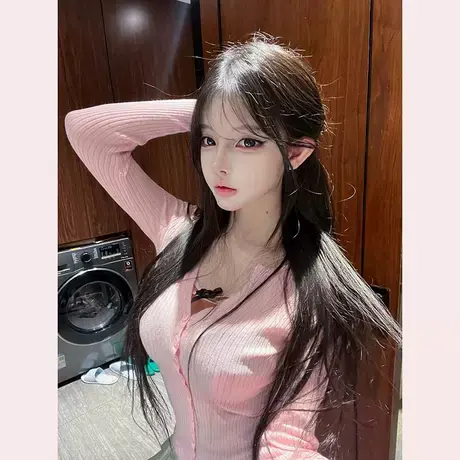 现货 韩国东大门又甜又美～木耳边扣子长袖修身针织衫春夏上衣图片