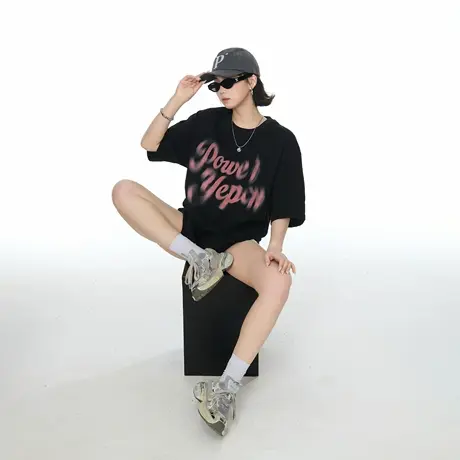 YEP2025夏季新款街头风字母印花T恤女宽松短袖潮酷情侣款半袖上衣图片