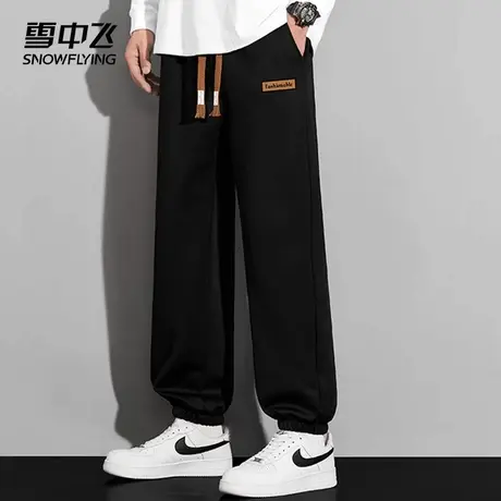 雪中飞休闲裤2025春夏新款休闲时尚百搭宽松束脚字母印花男士长裤图片