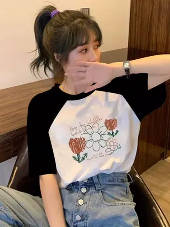 大码夏季设计感小众插肩袖t恤宽松复古撞色不规则领子印花短袖女商品大图