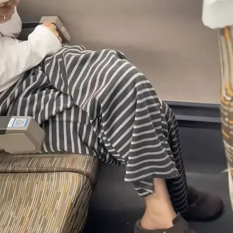 慵懒风高级感阔腿休闲裤女夏季2025新款高腰宽松条纹运动直筒长裤商品大图