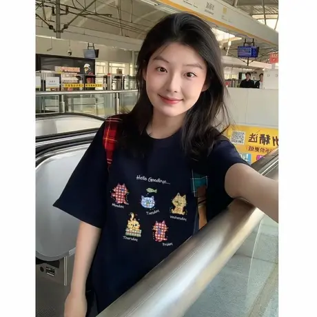 黑色夏天穿搭短袖女2025新款小上衣落肩设计感小众宽松百搭t恤ins图片