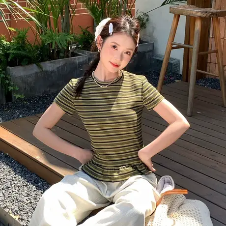 尔给尔给2025夏季新款条纹短袖T恤女修身显瘦时尚甜酷辣妹上衣图片