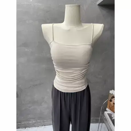 hen高级~内穿外搭都可 胸垫一体修身吊带背心紧身女人味上衣打底图片