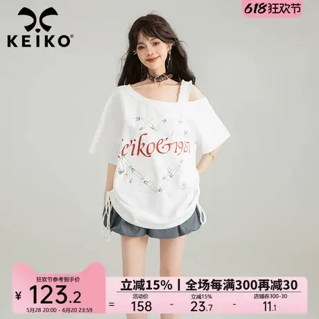 KEIKO 甜系斜肩型白色短袖t恤女25夏季美式慵懒印花宽松露肩上衣图片