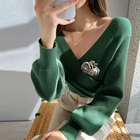 粉红大布娃娃性感气质V领交叉针织衫女冬短款小个子绿色打底上衣商品大图