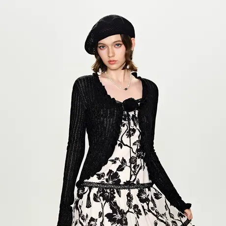 可可尼COCOON 商场同款春季个性超细羊毛错位坑条编织针织开衫女商品大图