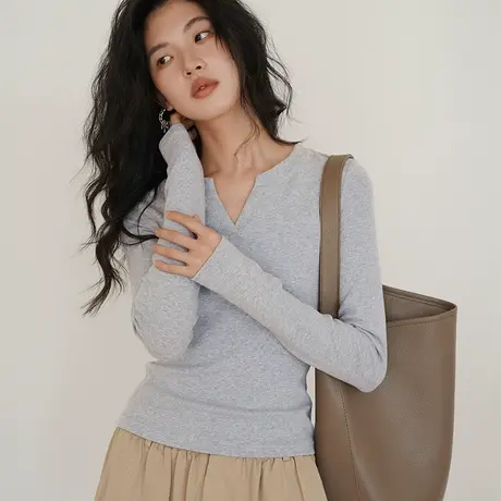 KV真维斯小v领长袖t恤女2025春秋新款正肩百搭紧身显瘦内搭打底衫商品大图