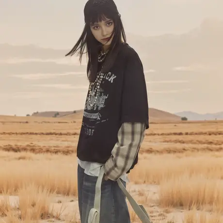 美式复古拼接假两件卫衣女春秋2025新款圆领套头格子宽松无帽上衣商品大图