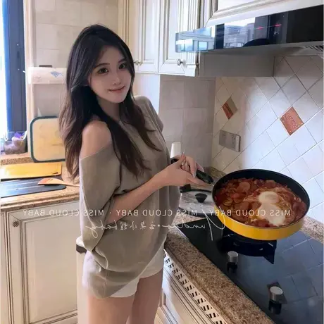 早春韩系慵懒风斜肩蝙蝠袖短袖T恤纯欲宽松显瘦休闲百搭套头上衣图片