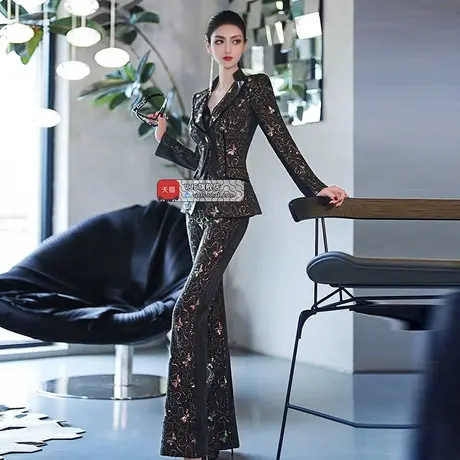 秋冬设计感定制蝴蝶小香风加厚职业套装新品西装喇叭裤两件套图片