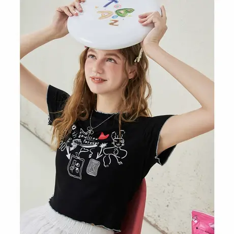 a02精致木耳边卡通印花女式针织衫2025春季休闲百搭设计短袖T恤图片