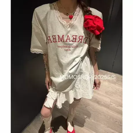 韩国东大门2025年夏季新款设计感V领宽松百搭字母蕾丝拼接短袖T恤商品大图