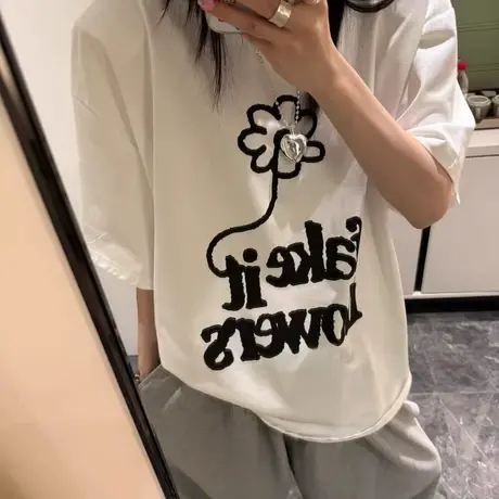 韩国东大门夏季新款时尚百搭花朵字母印花宽松慵懒垫肩短袖T恤女商品大图