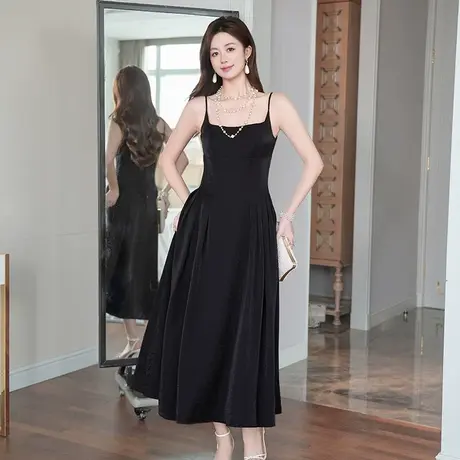 法式度假风吊带连衣裙商品大图