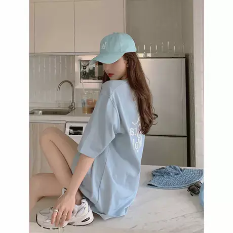 天蓝色短袖夏季2025新款小众t恤女爆款下装消失纯棉宽松遮臀上衣图片